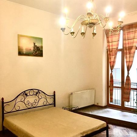 Lviv'S Prospekt Shevchenka Apartments Ngoại thất bức ảnh